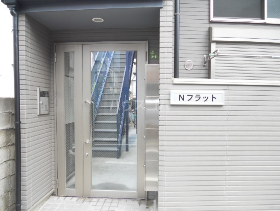 13/23 エントランス