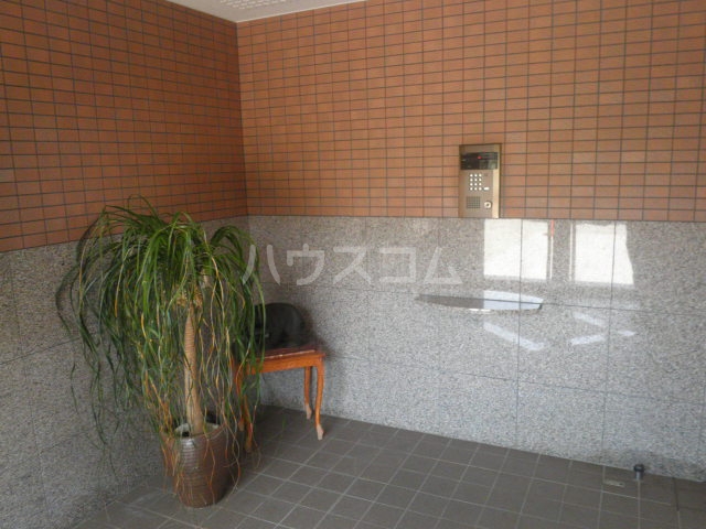 14/24 エントランス