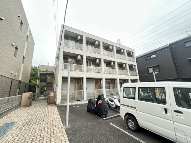2/10 外観