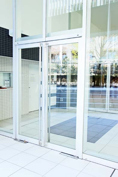 19/29 エントランス