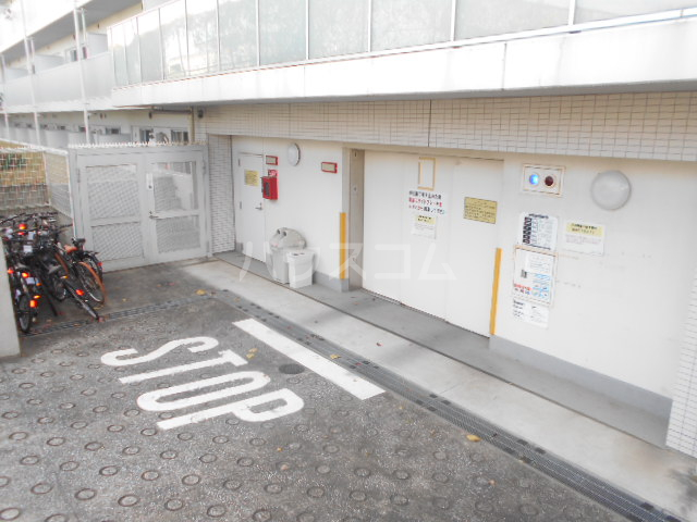 21/30 駐車場
