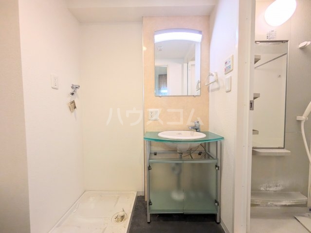 13/30 洗面