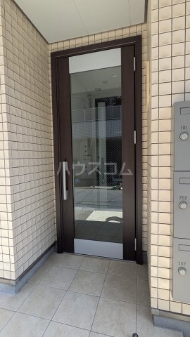 29/30 エントランス