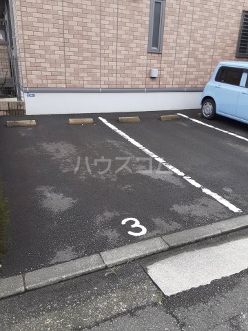 23/25 駐車場