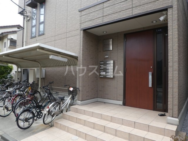 2/8 エントランス