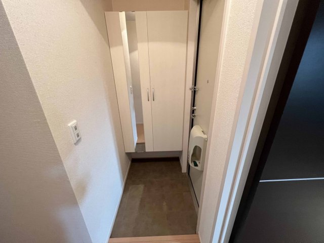 13/30 玄関