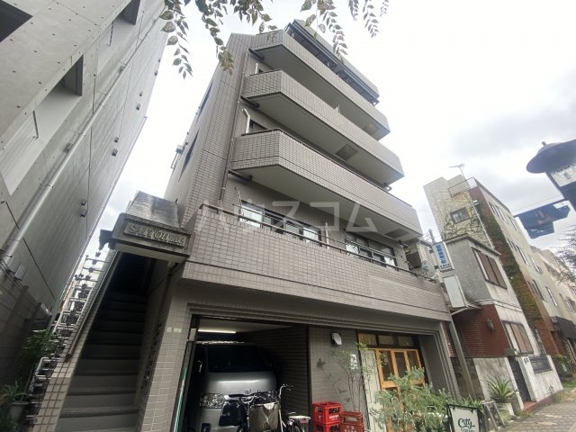 2/30 外観