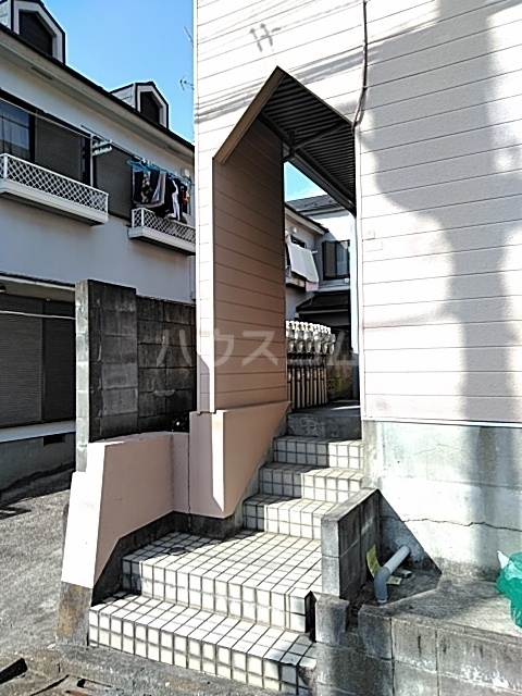 3/5 エントランス