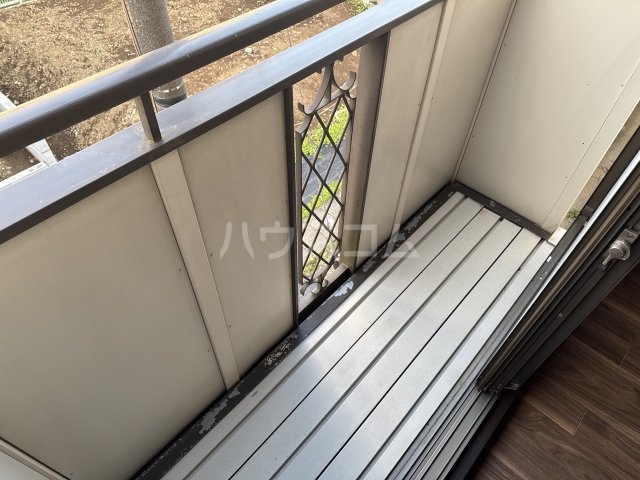 13/16 バルコニー
