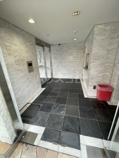 3/10 エントランス