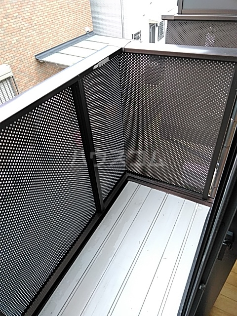 16/28 バルコニー