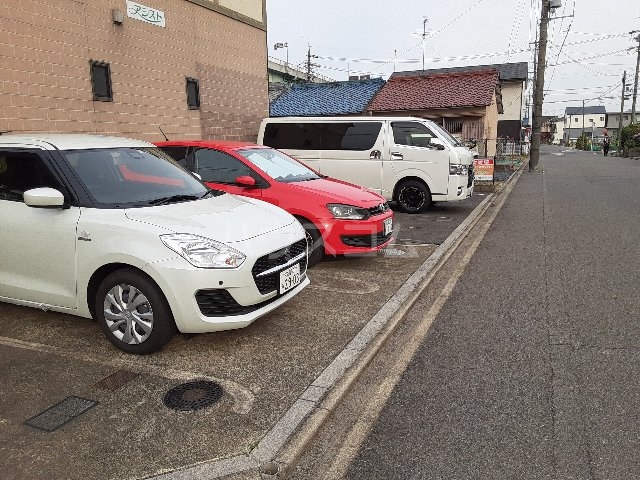 3/5 駐車場