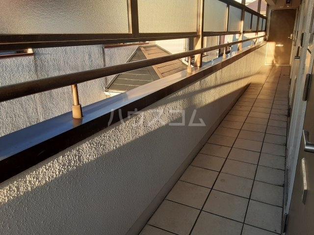 19/30 バルコニー