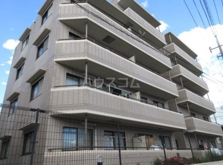 15/20 エントランス