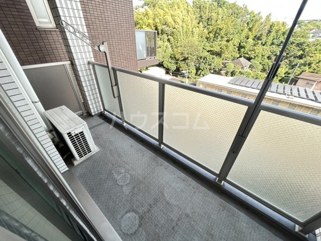 20/30 バルコニー