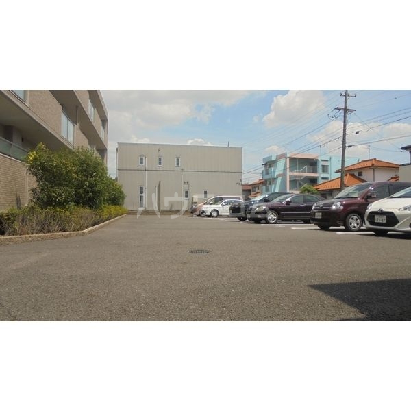 21/30 駐車場