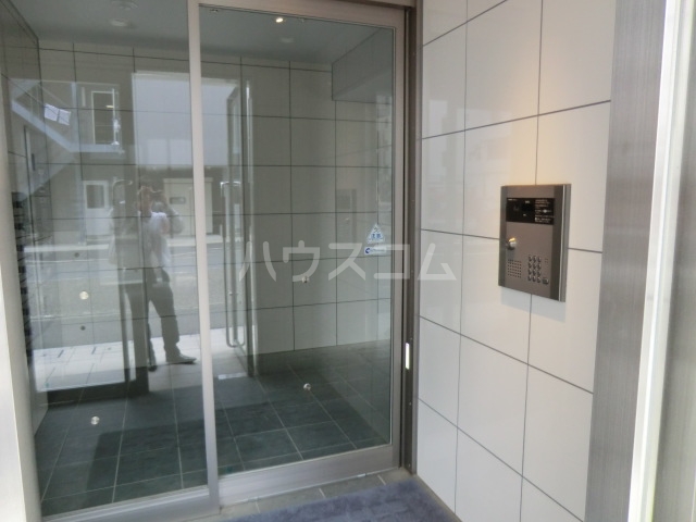 22/24 エントランス