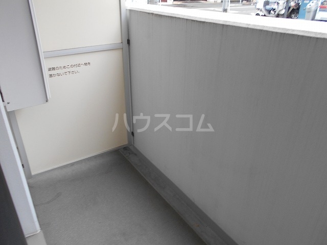 19/25 バルコニー