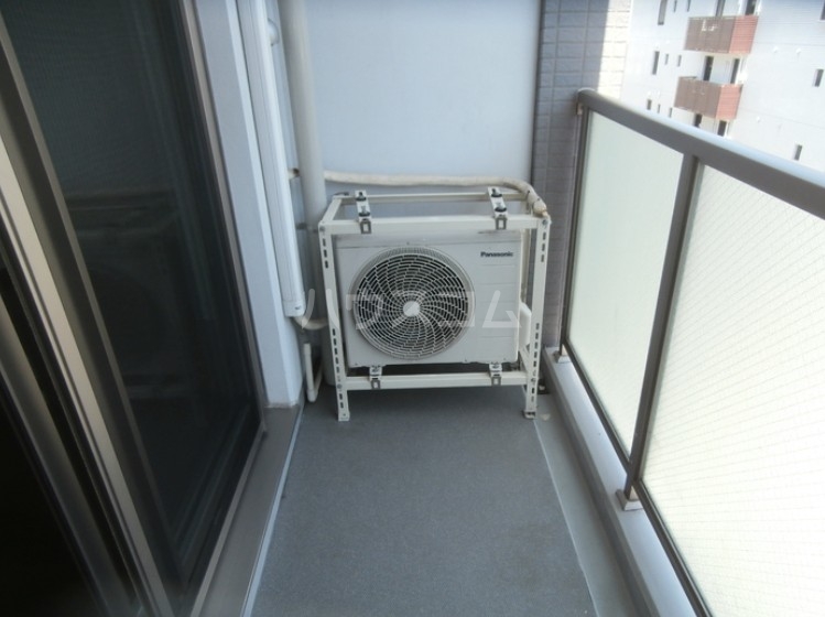 20/28 バルコニー