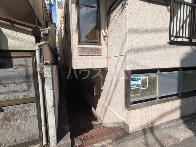 14/23 エントランス