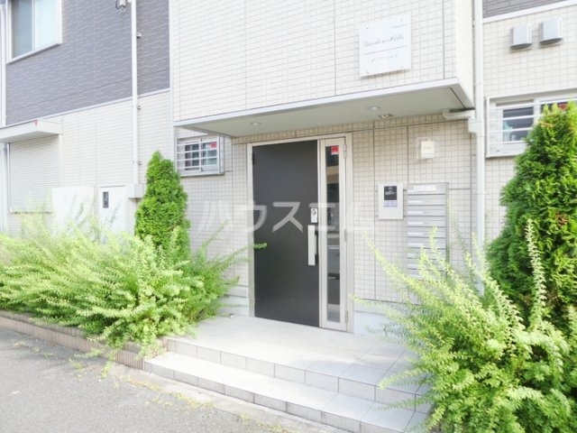 19/29 エントランス