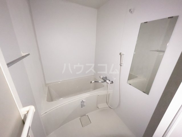 13/21 浴室