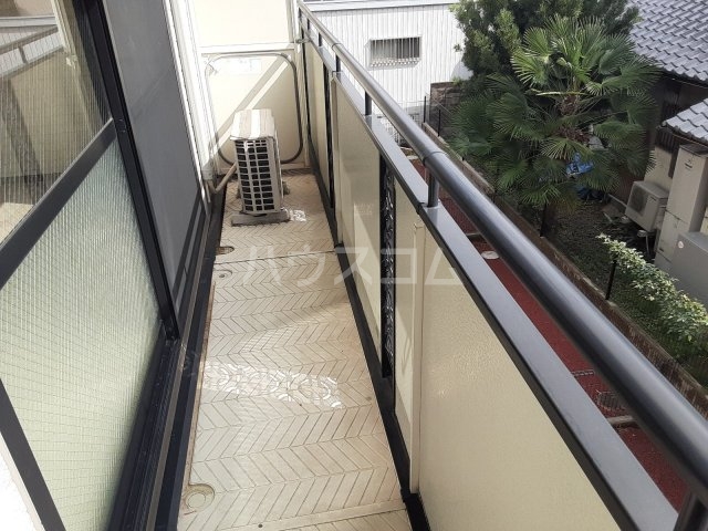 21/30 バルコニー