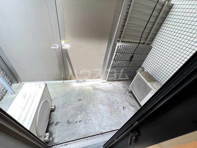 20/30 バルコニー