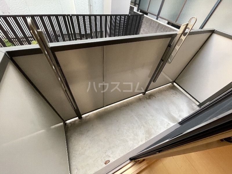 15/23 バルコニー