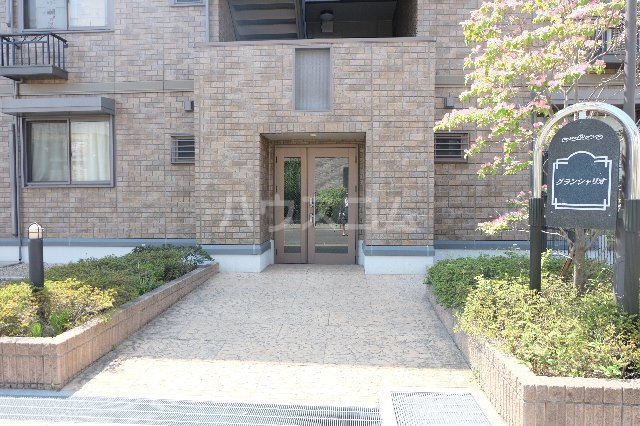 2/8 エントランス