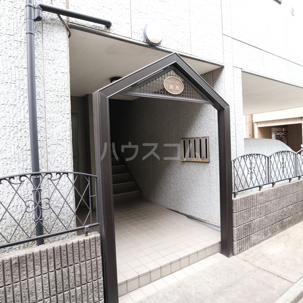 14/14 エントランス