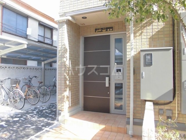 13/21 エントランス