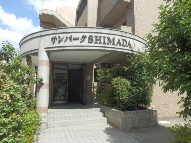 21/23 エントランス