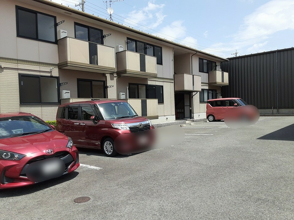 2/3 駐車場