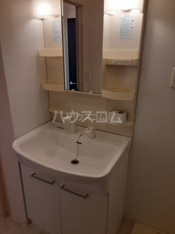 13/28 洗面