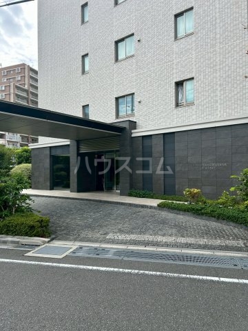 2/3 エントランス