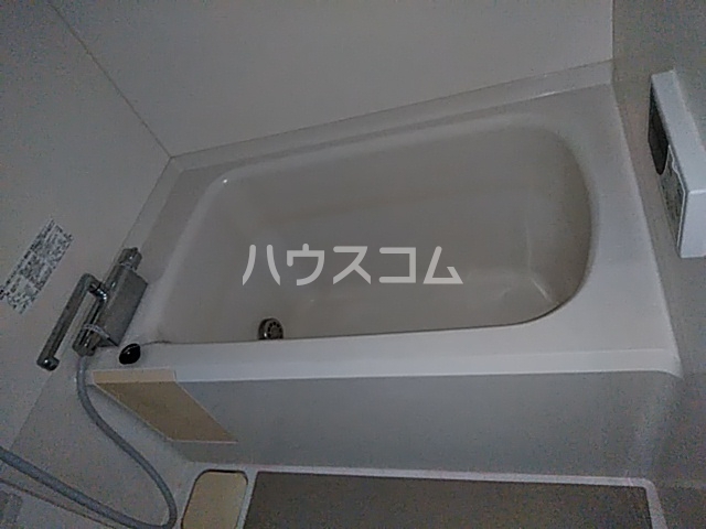 13/30 浴室