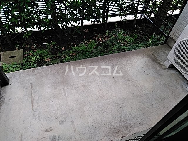 21/30 バルコニー