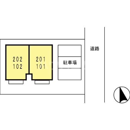 13/22 駐車場
