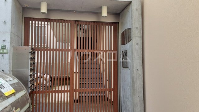 2/7 エントランス