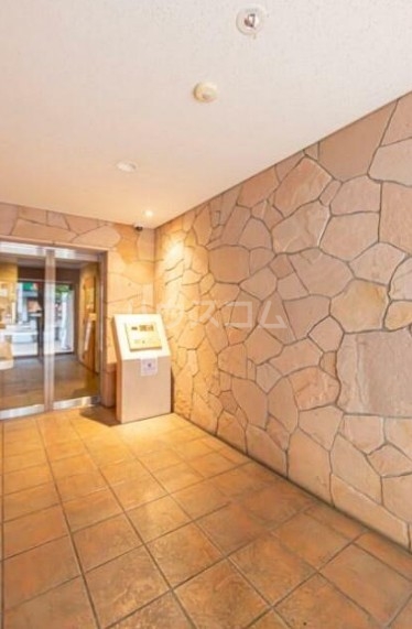 17/21 エントランス