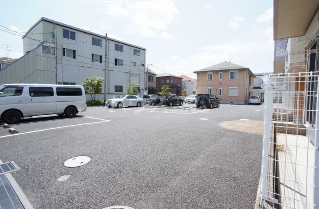 14/17 駐車場