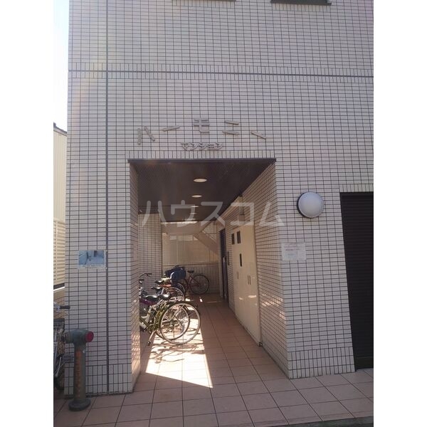 29/30 エントランス