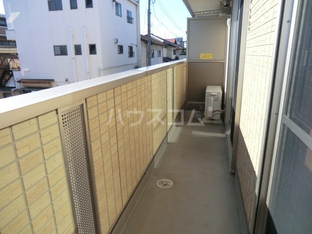 13/30 バルコニー