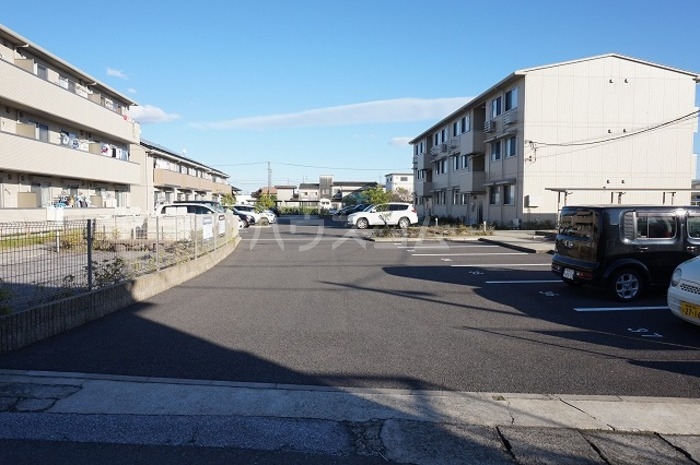 16/26 駐車場