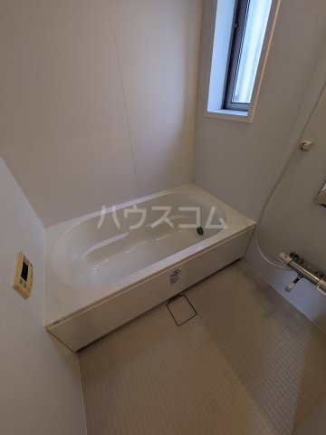 17/30 浴室