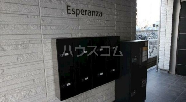 19/26 エントランス