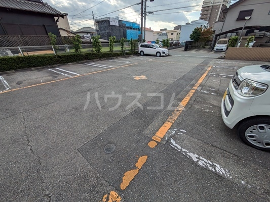 15/16 駐車場