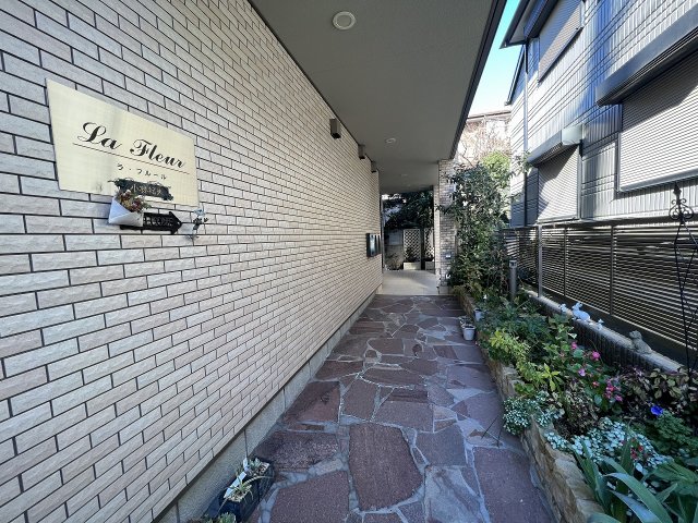 3/6 エントランス