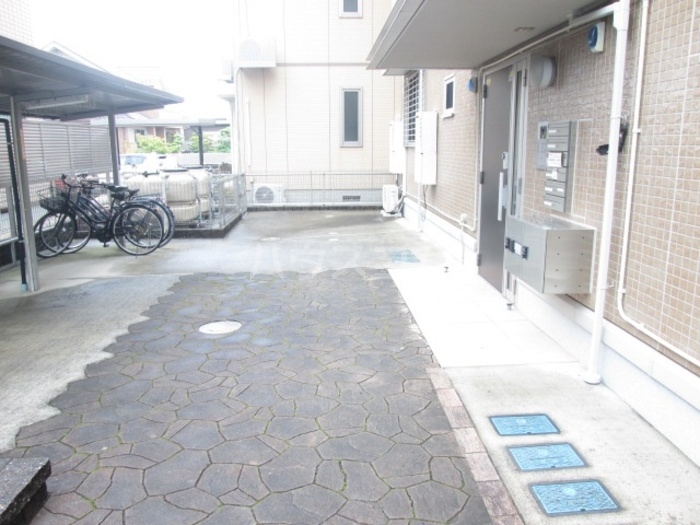 2/11 エントランス